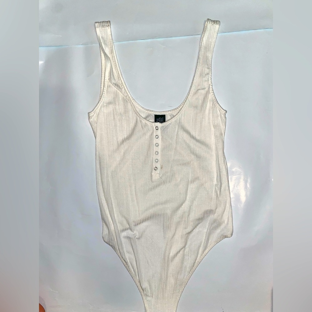 Small Wild Fable Womens White Button Bodysuit